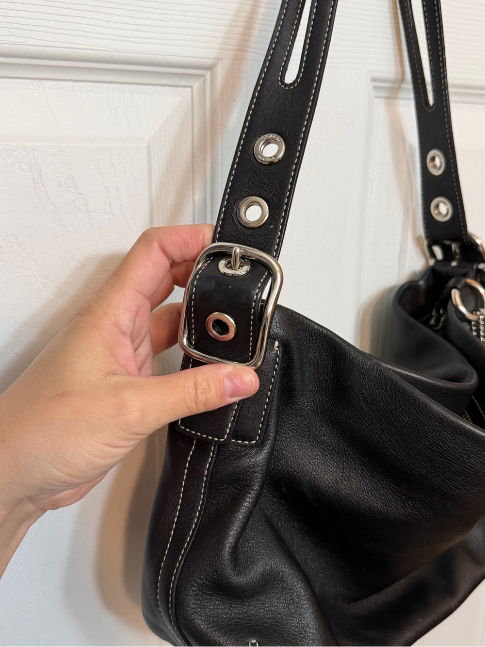 Vintage Coach East West Legacy Bag - Picture 6 of 12